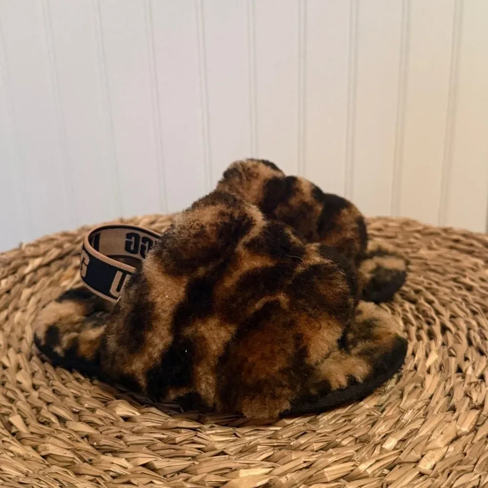 UGG Kids Animal Print Fluffy Slippers - 10 - Good Condition